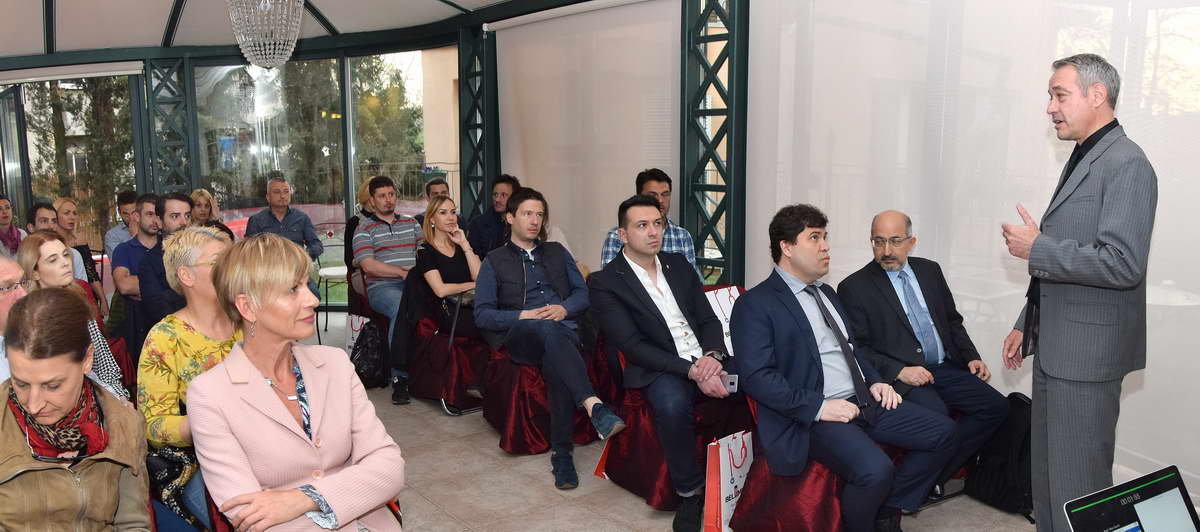 predavanje implantologa Bel Medic-a, dr Gojka Cvijića